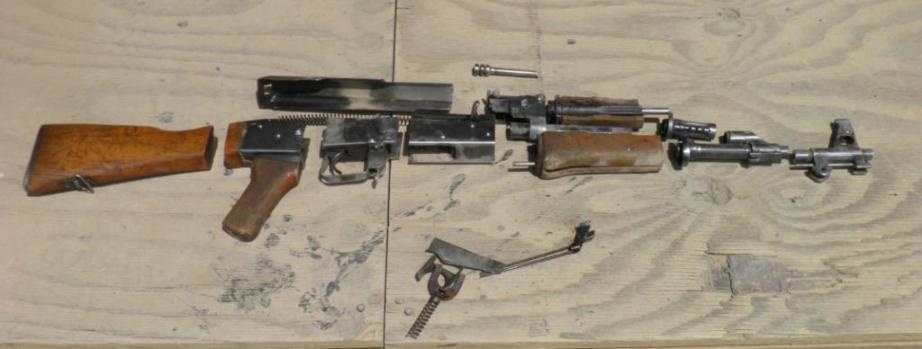AK 47 deaktiveret.JPG